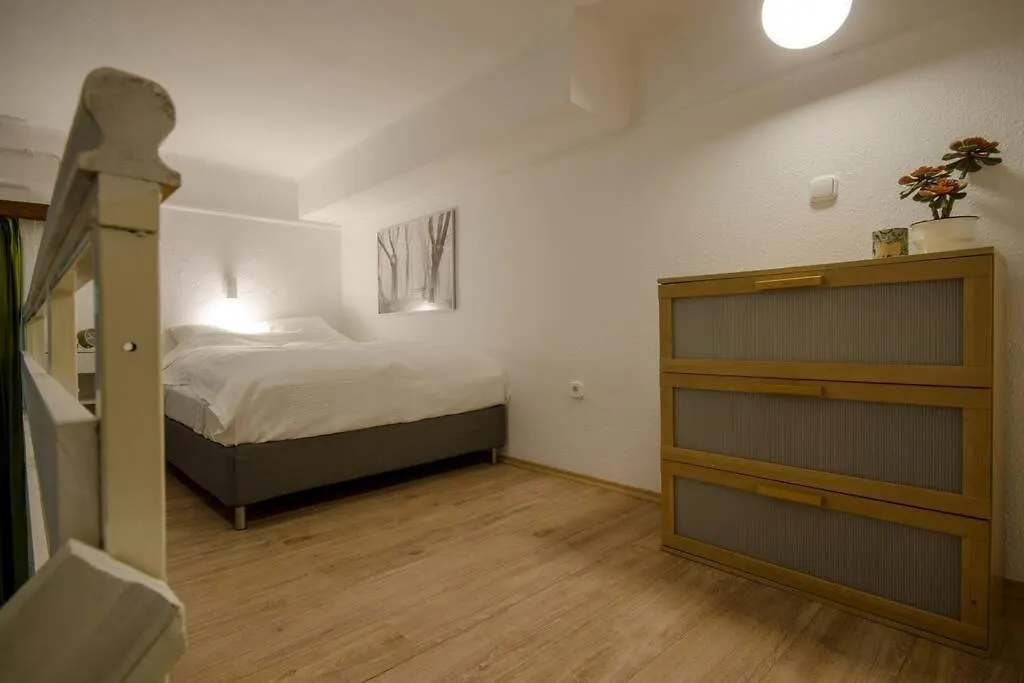 De Lux Studio Apartment In Historical Quarters Budapest 0*,  Hungría